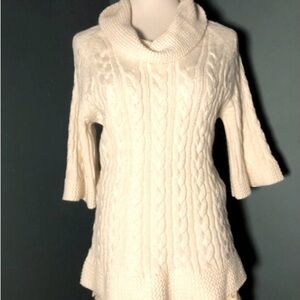 Coldwater creek Cowell neck, cable knit , half sleeve sweater.